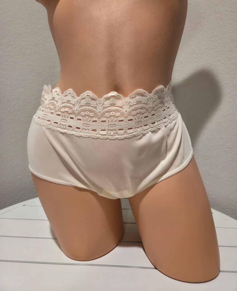 Olga Secret Hug Nylon Full Coverage Brief Panty Scoop Back Antique Ivory